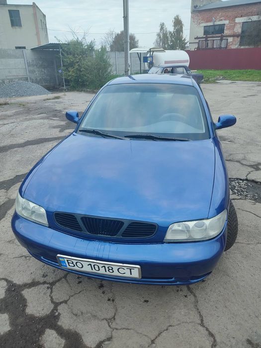 Автомобіль Daewoo Nubira