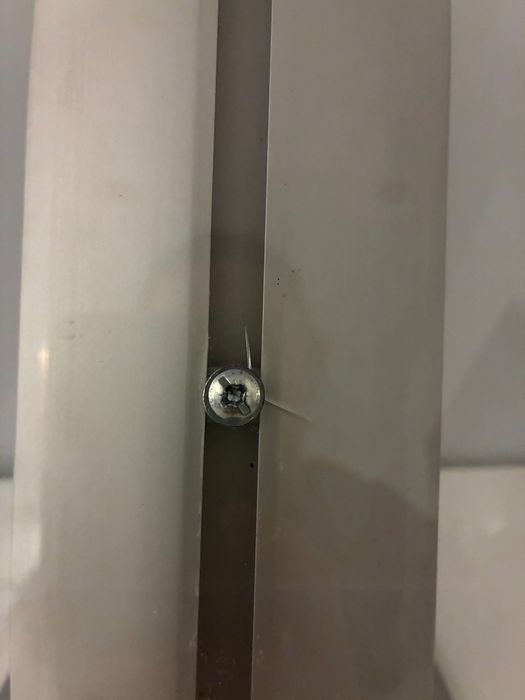 Mały stojak na ulotki