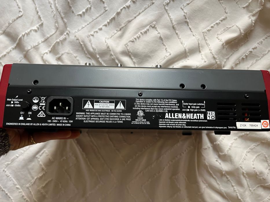 Zed10 Allen and Heath Mixer