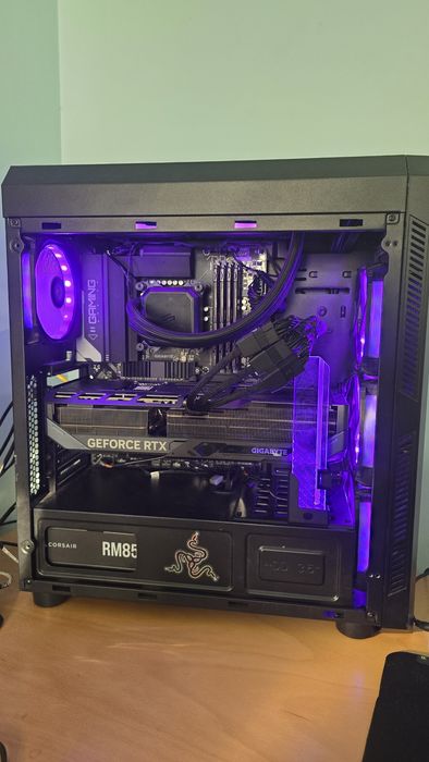 Cooler Master podstawka pod GPU ARGB