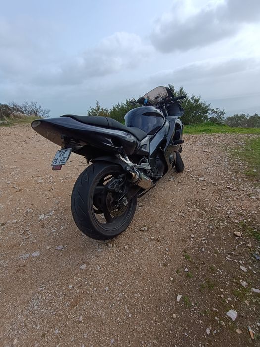 Yamaha Thundercat YZF600R