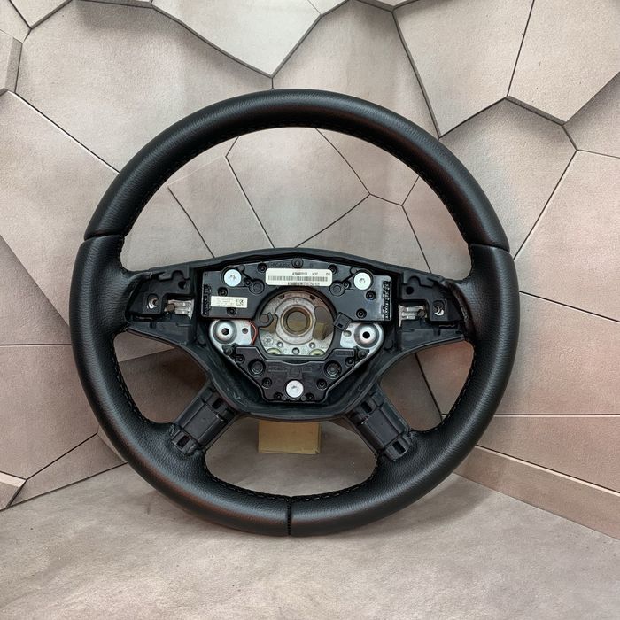 Пертягнутий руль до Mercedes ML GL на обмін