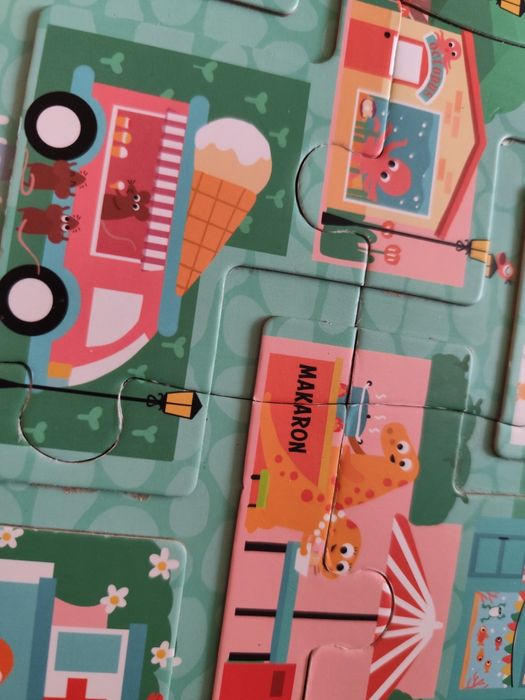 Puzzle z labiryntem ABC Miasta Smiki