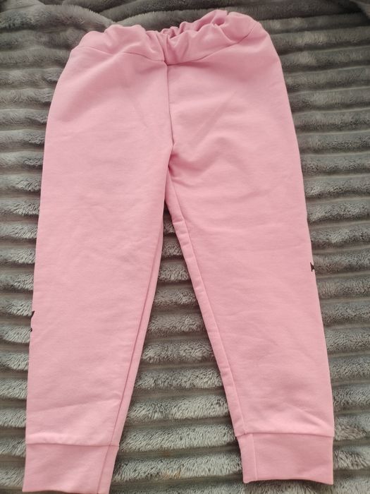 Продам костюмчик для дівчинки