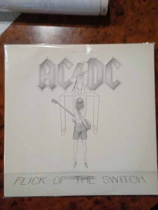 Б/у LP AC/DC  Flick of the switch2800грн. Rainbow 2800