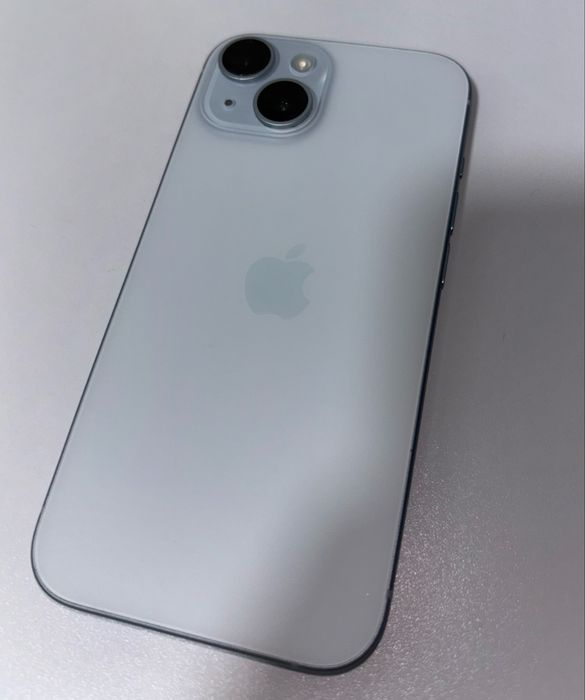 iPhone 15.