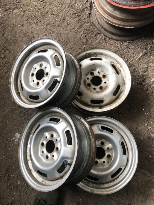 Железные колеса на ваз р13