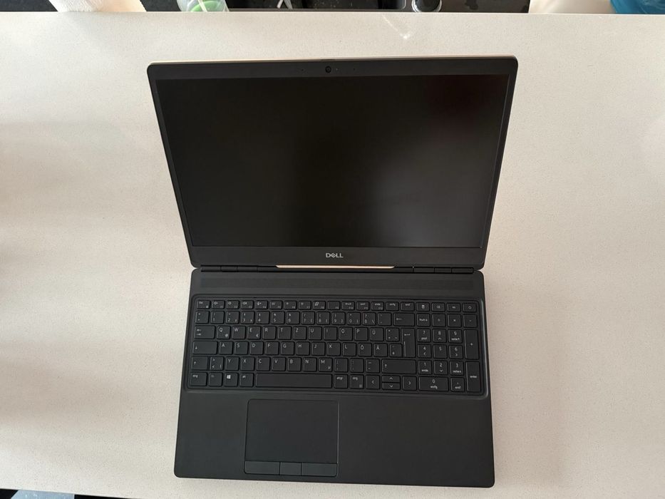 Dell Precision 7750 15.6" FHD - High-Performance Workstation!64585803421697122