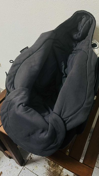 Ovo BebéConfort com tapa-sol e ninho