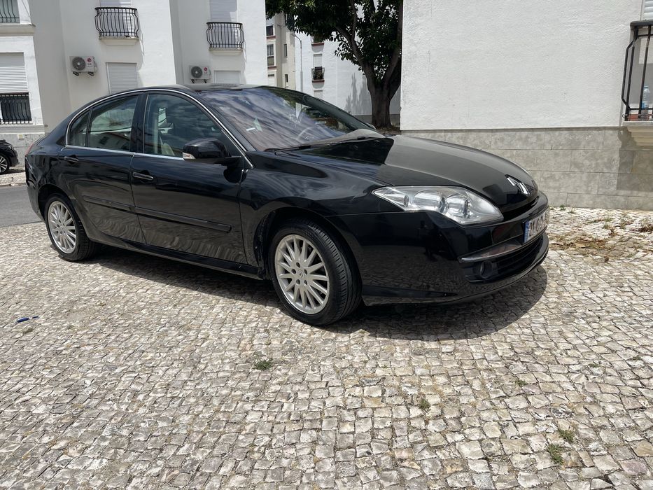 Renault Laguna — fotografia 3