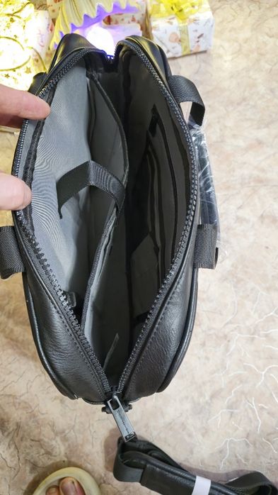 Мужская кожаная сумка для ноутбука Medicine