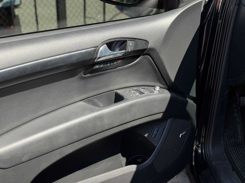 Audi Q7 2012, 3.0 бензин, автомат