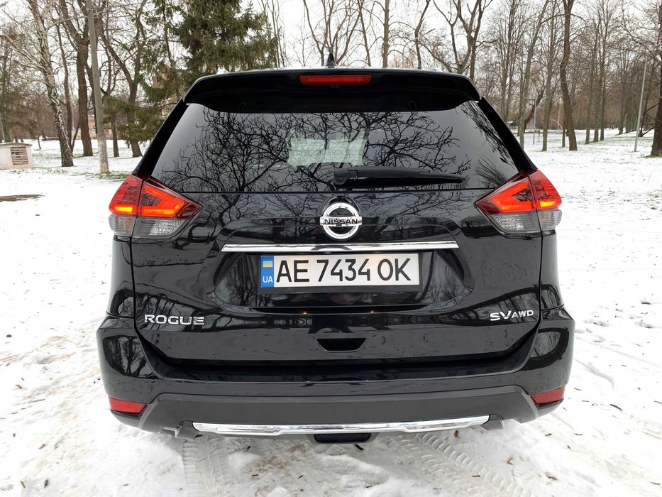 Nissan Rogue полный привод SV AWD 2017 года!