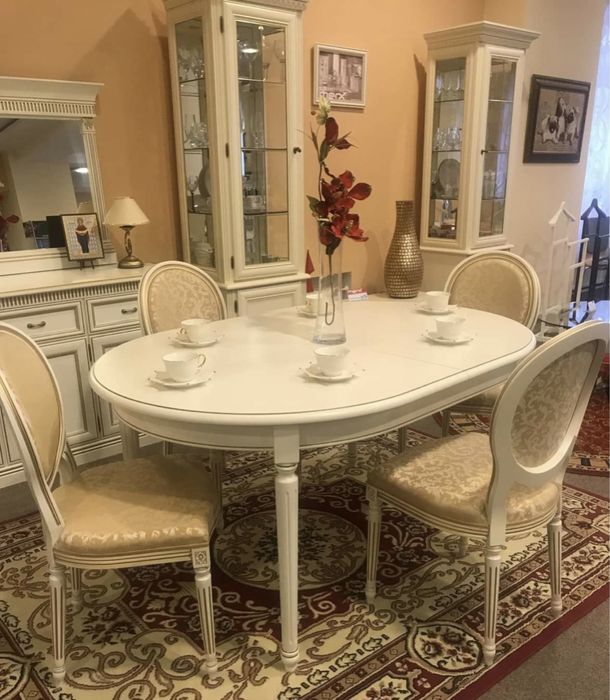 Шикарную Мебель в Гостиную MerX Диван Витрина Стол