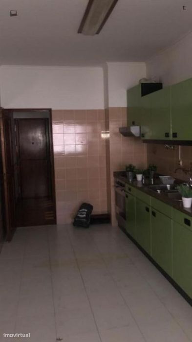 Quarto - localizado em Lisbon