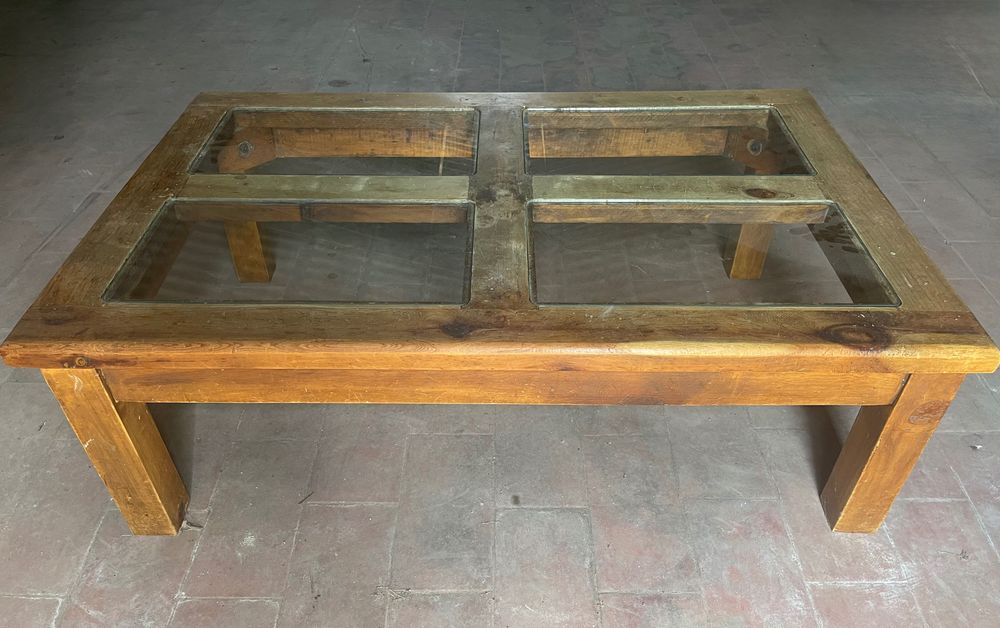 Mesa de sala de estar
