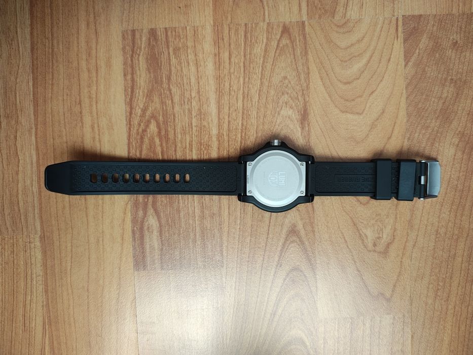 годинник Luminox 8880