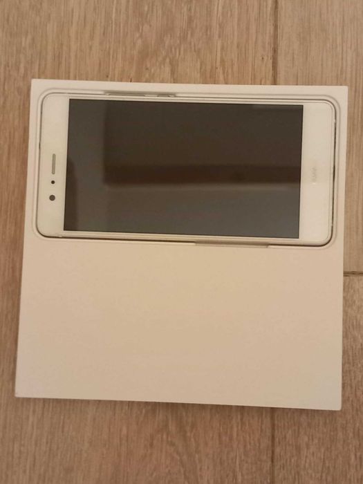 Smartfon Huawei P9 Lite | IDEALNY EKRAN | Zestaw z ładowarką (bez słuchawek)