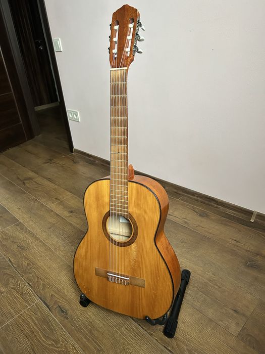 Класична гітара Cremona