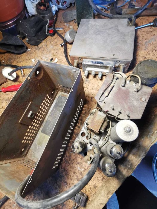 Auto-Radio a válvulas de 1960