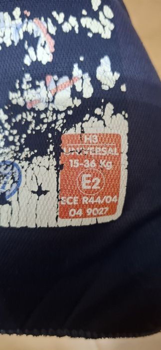 Cadeira automóvel 15kg e os 36 kg