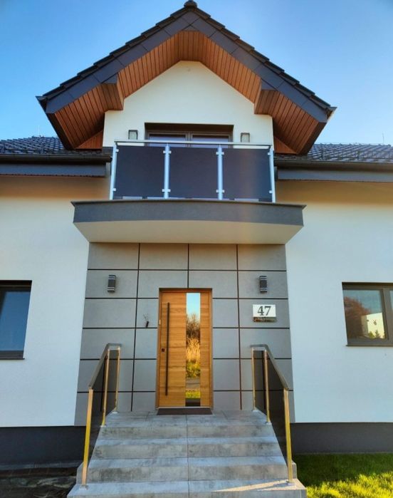 Balustrady ze stali nierdzewnej, malowane i inne.