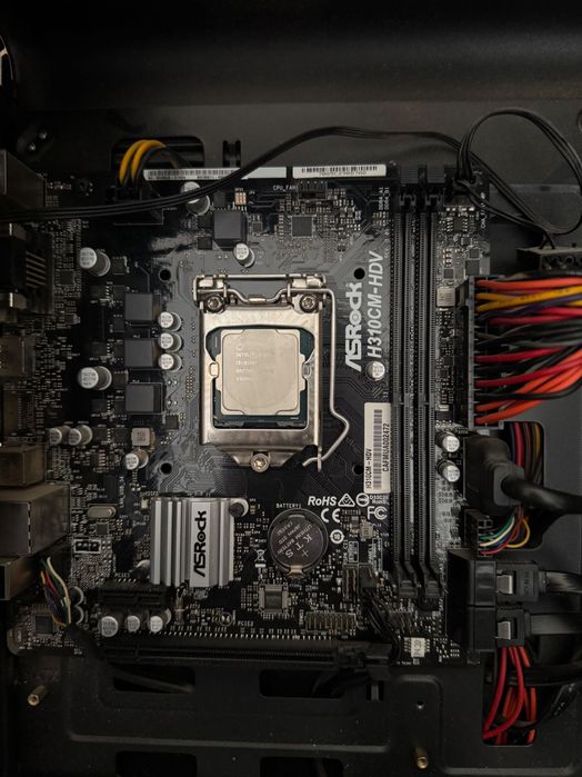 Продам материнскую плату Asrock H310CM-HDV+i3-9100f