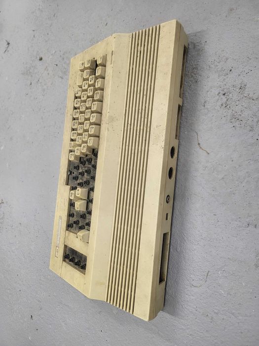 Sprzedam Telewizory PRL comodore