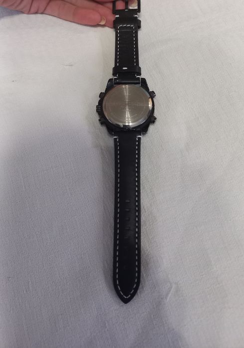 Мужские наручные часы Nuviforce 9197 с подсветкой