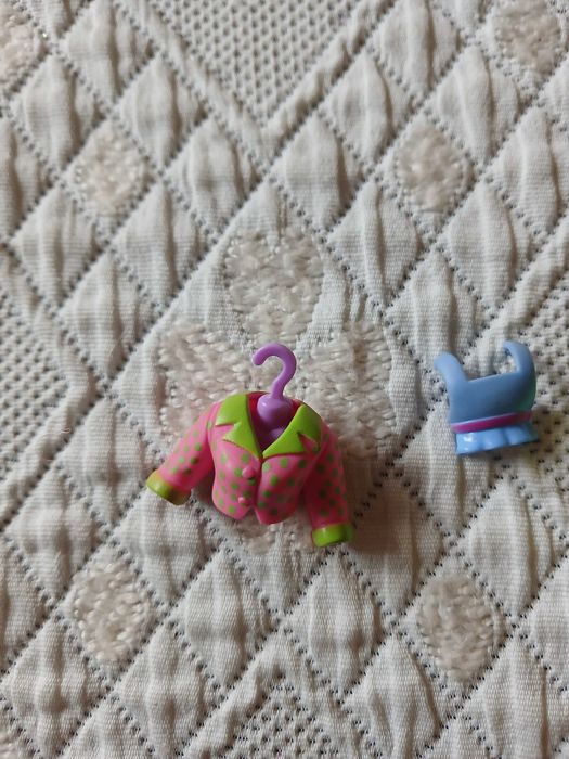 Roupa Incompleta Polly Pocket.