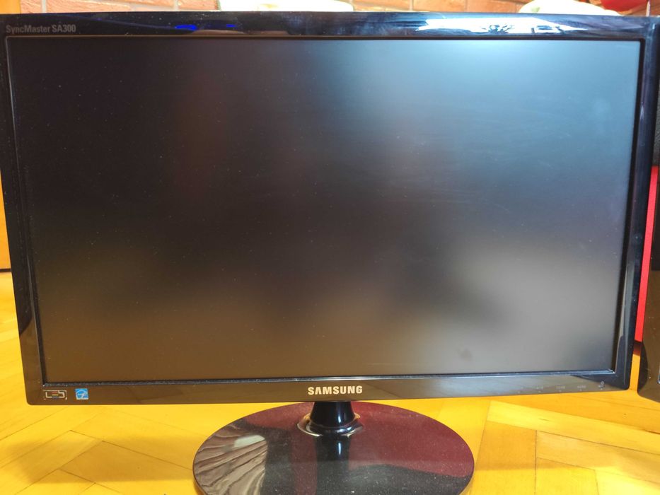 Monitor Samsung 22 cale LED Full HD - Model S22A300N