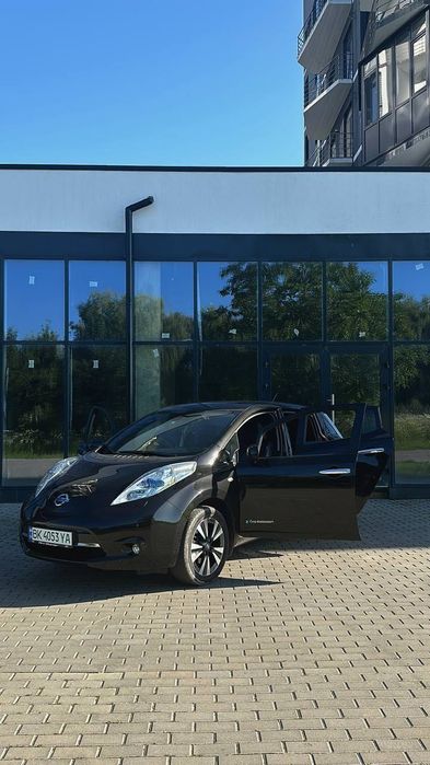Оренда Nissan Leaf
