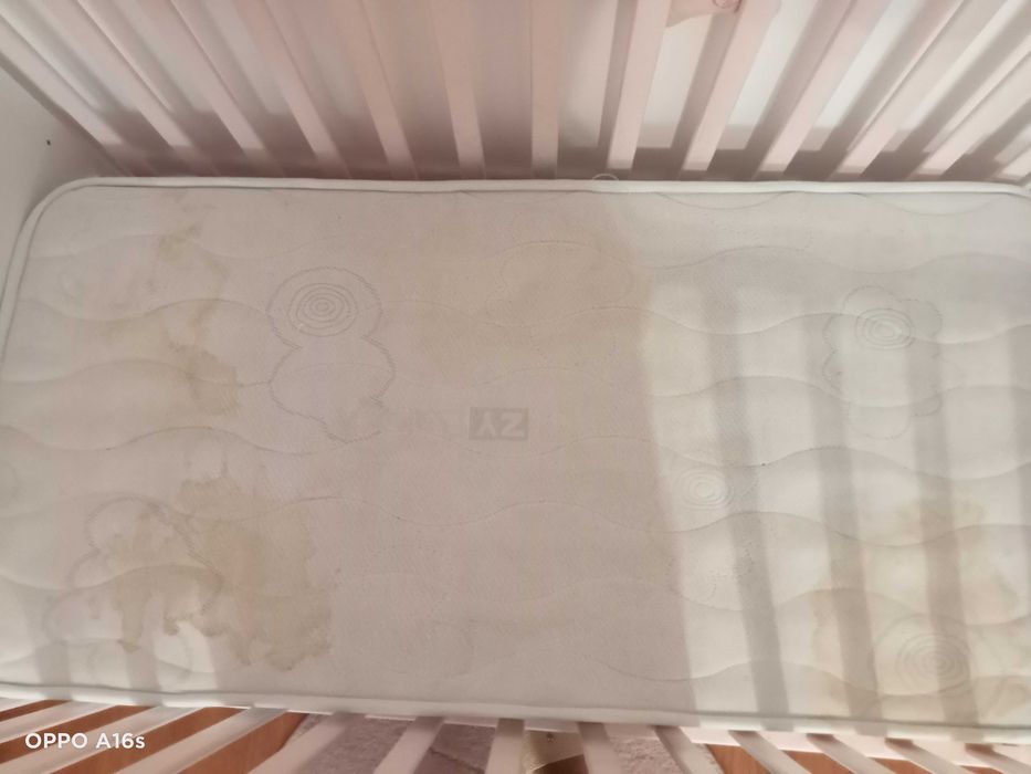 Cama Grades com oferta de cobertas/colcha