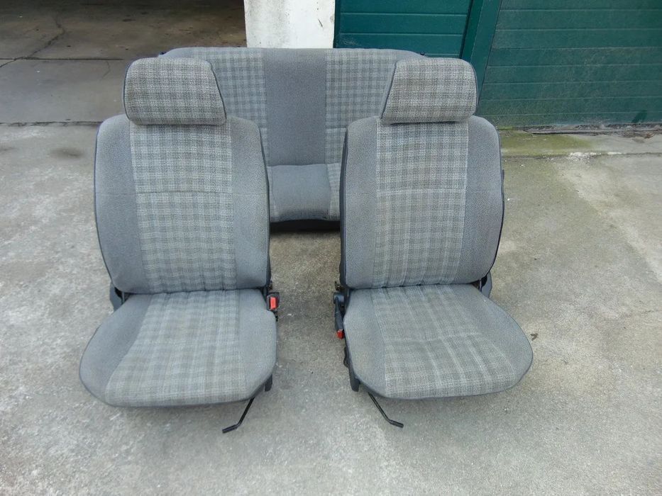 Toyota Corolla DX bancos " usado em bom estado