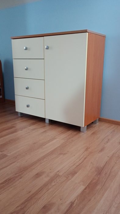 Meble młodzieżowe do pokoju