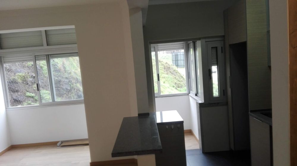 Alugar  T1 Remodelado  em Bom Dias