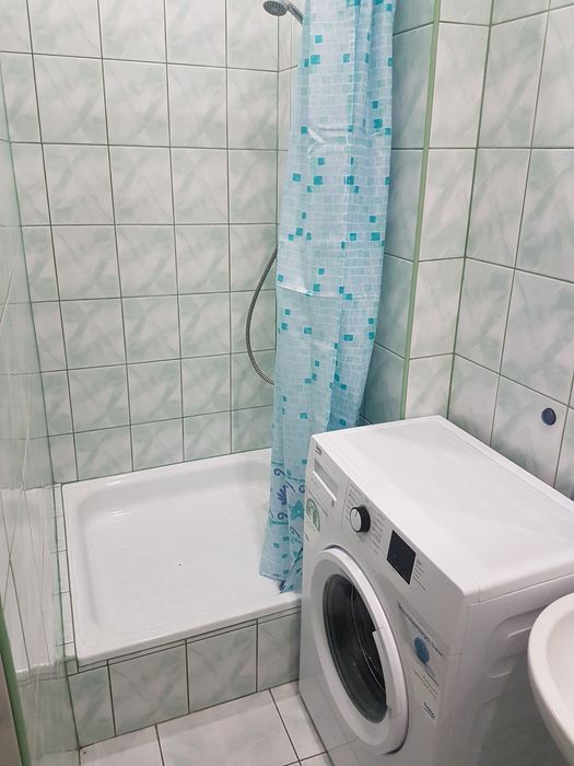 Wynajmę mieszkanie kawalerke (35 m2) przy ul. Widok 10a w Krakowie (Dąbie)