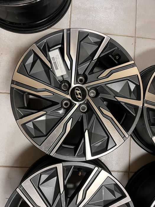 Jantes 17” 5x114.3 originais Hyundai Tucson Kauai Kona i30 mazda toyota honda mitsubishi