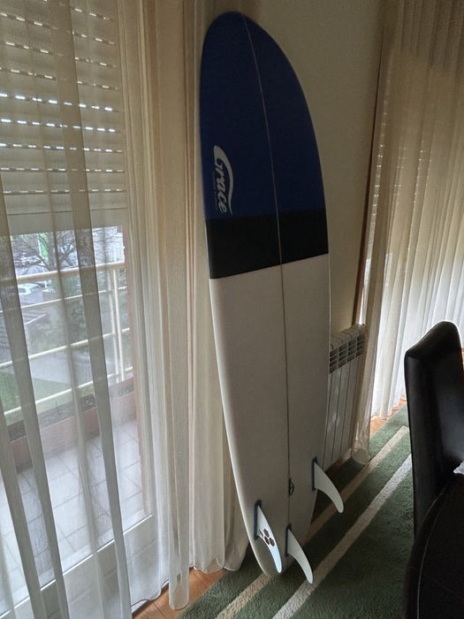 Prancha de Surf Malibu 6’2 – Quase Nova!
