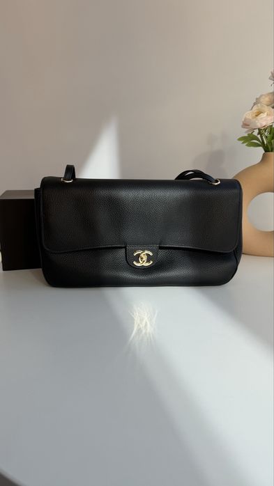 Сумка Chanel Maxi Flap 32см в наявності