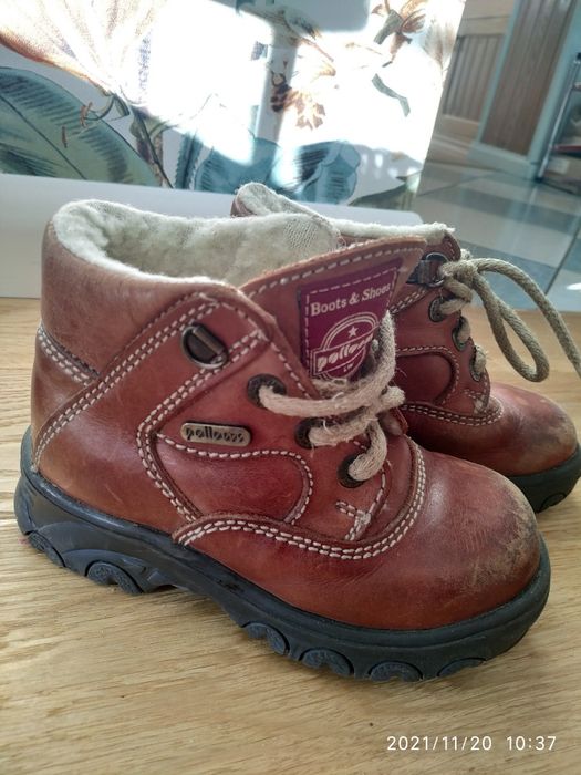 Buty zimowe skóra wełna 27