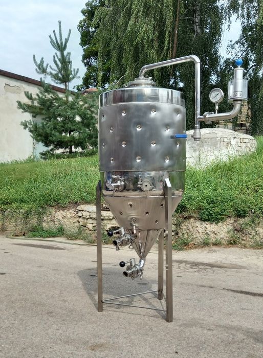 ЦКТ Цилиндро-конический танк из нержавейки