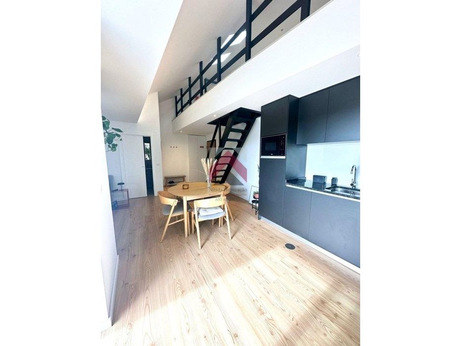 Apartamento Duplex situado junto à Universidade de Aveiro — Glória E Vera Cruz, Aveiro
