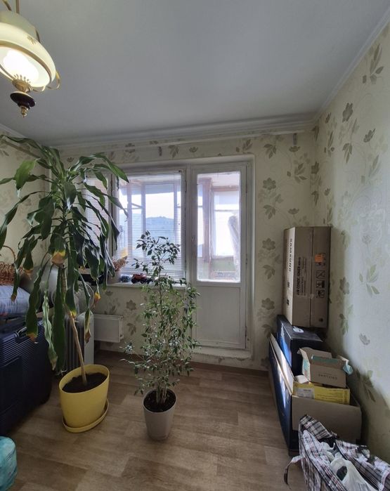 LS21  Олексіївка  Продам 3 к. кв. метро Олексіївська  8 поверх в 16 поверх. буд.