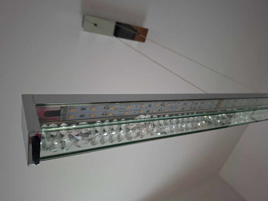 Lampa  wisząca LED z kryształami Swarovski do salonu