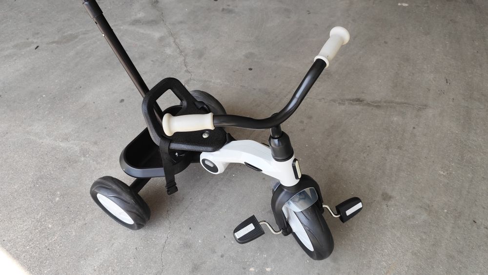 Triciclo bebe dobrável