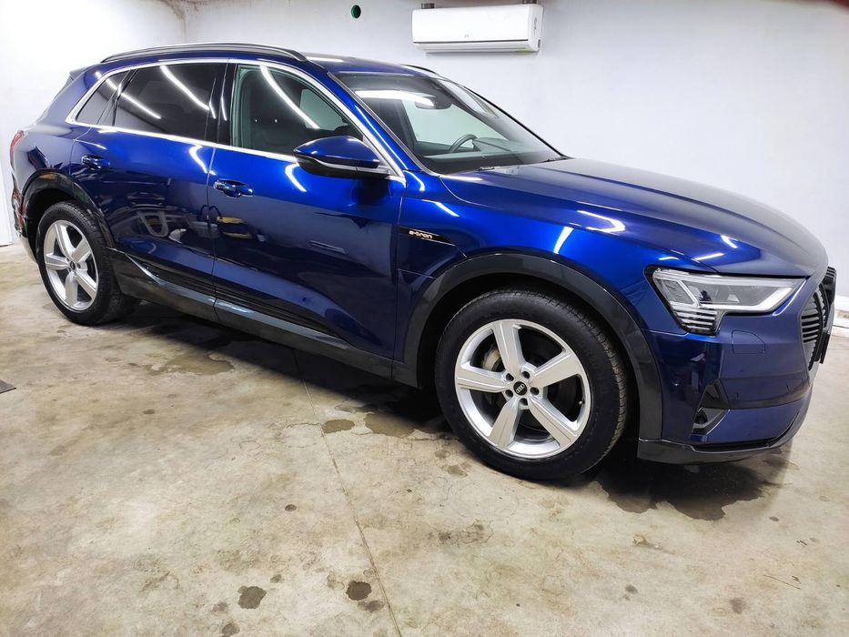 Audi etron Night vision 22рік, модельний 23