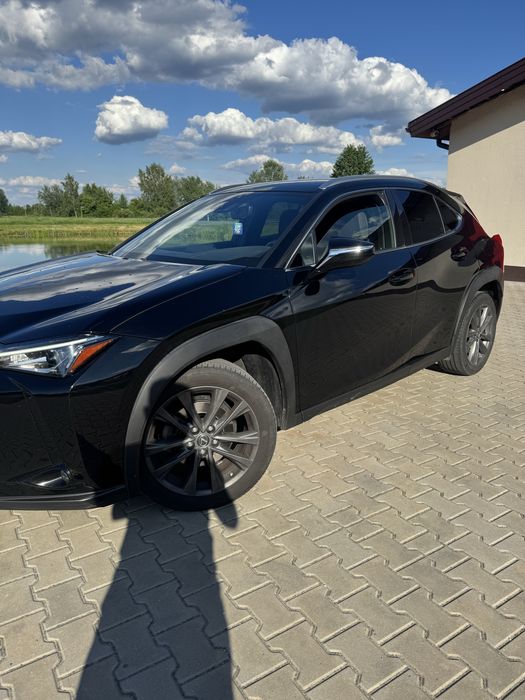 Lexus ux250h
