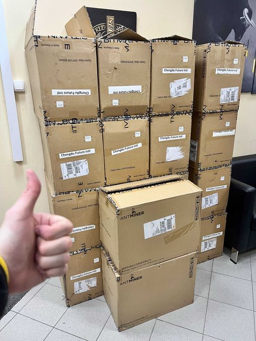 Гарантія! Asic Antminer L7 9300 Mh 3350 Вт miner Майнери Asic Bitmain