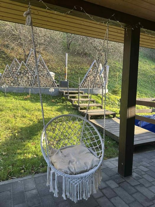 Котедж біля лісу